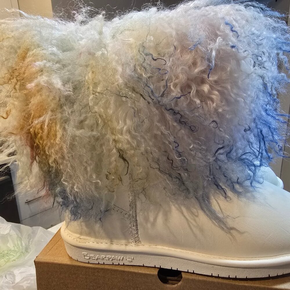 BEARPAW Boo Real Lamb Fur Lined Boots White / Rainbow Women's Size 7 NEW RARE